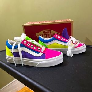 Vans neon old Sokol sneakers- girls size 1